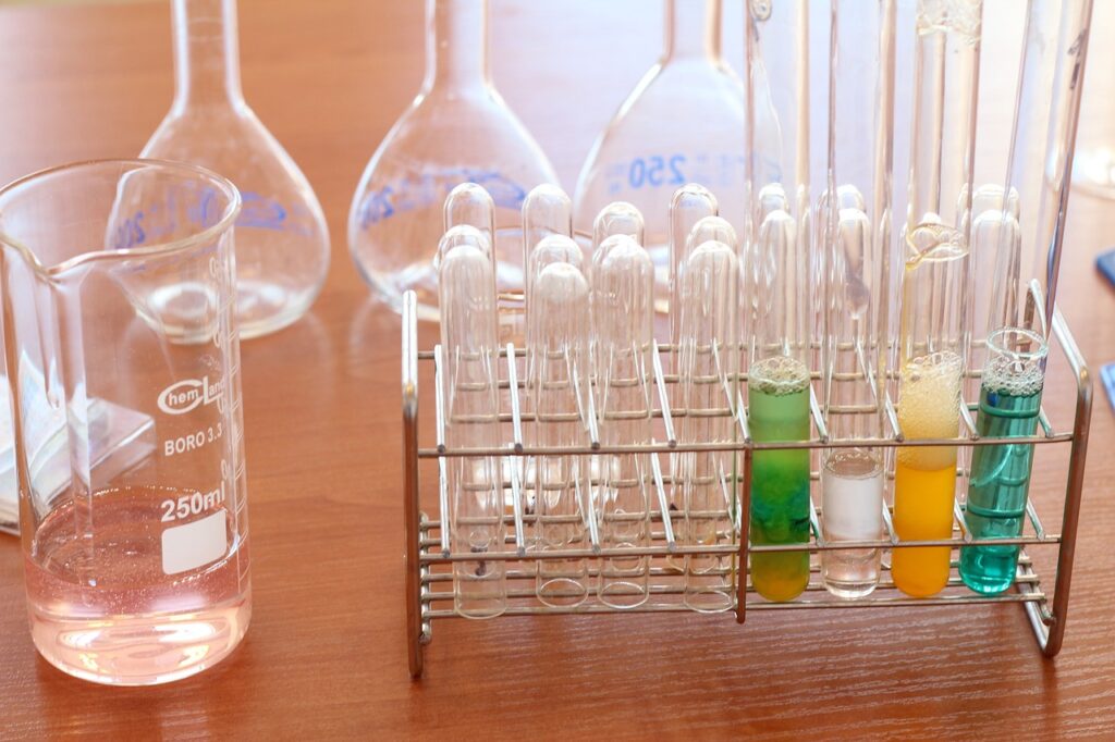 A-Star LearnHub_Chemistry Page Pic 2
